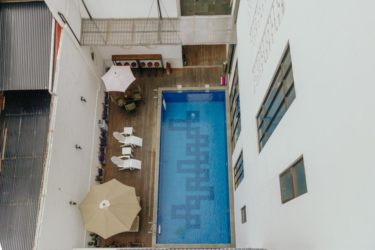 Urbanest Inn House Slipi Giacarta Esterno foto